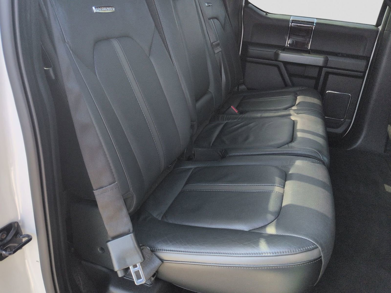 Used 2015 Ford F150 Platinum w/ Equipment Group 701A Luxury image 49