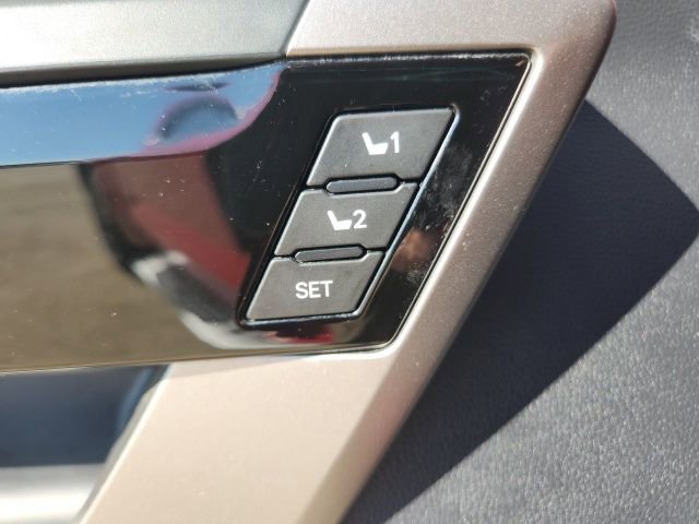 Used 2022 Toyota Tundra Limited image 21