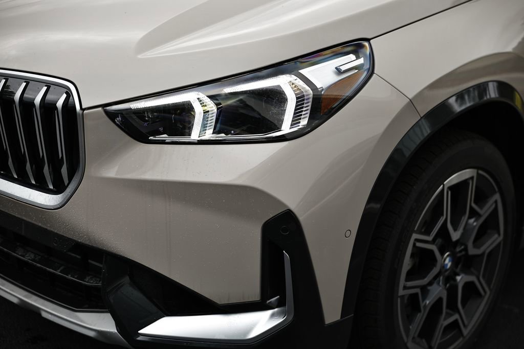 New 2026 BMW X1 xDrive28i AWD/4WD image 12