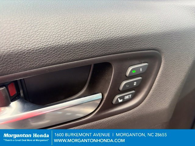 Used 2020 Acura MDX w/ Technology Package AWD/4WD image 16
