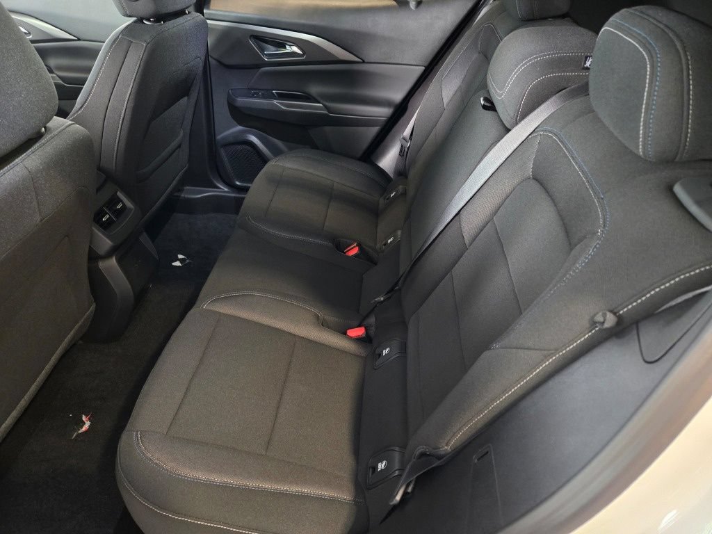 New 2026 Chevrolet Equinox EV LT FWD image 15
