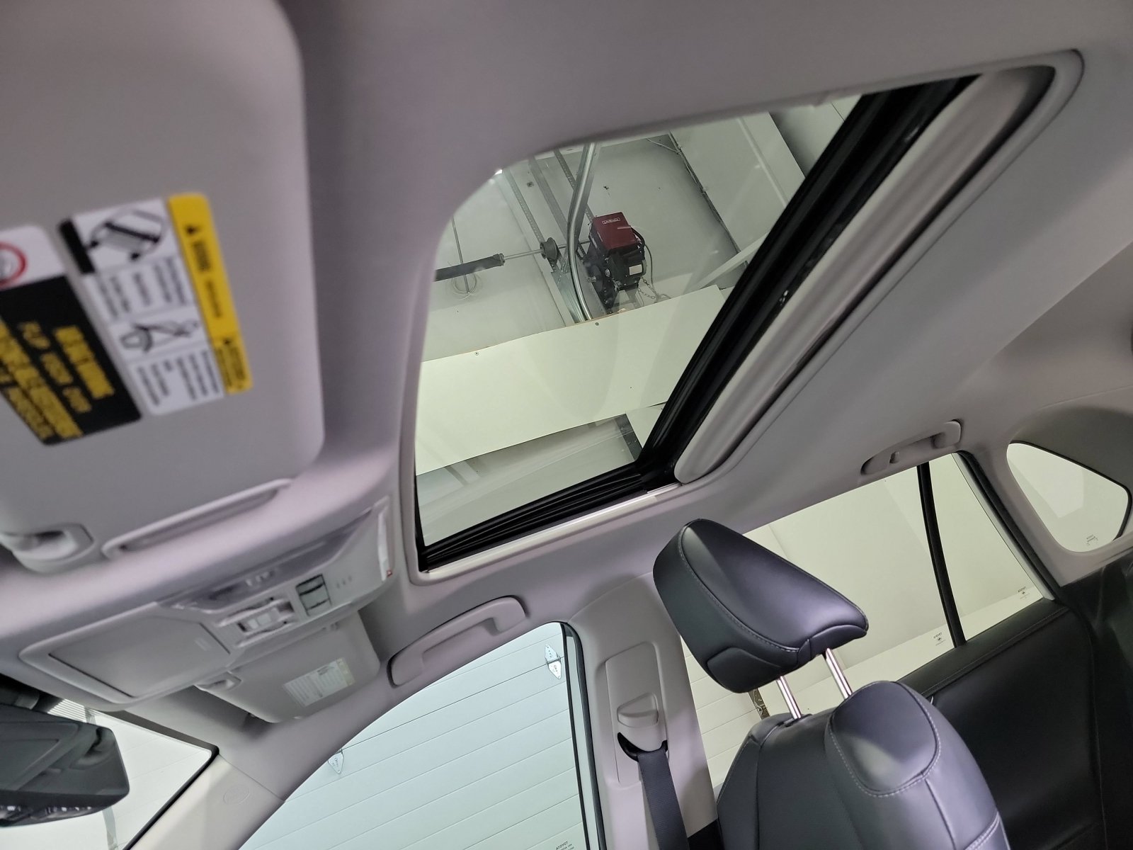 Used 2021 Toyota RAV4 Limited w/ Limited Grade Weather Package FWD image 24
