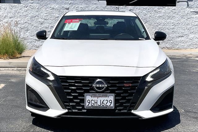 Certified 2023 Nissan Altima 2.0 SR FWD image 2