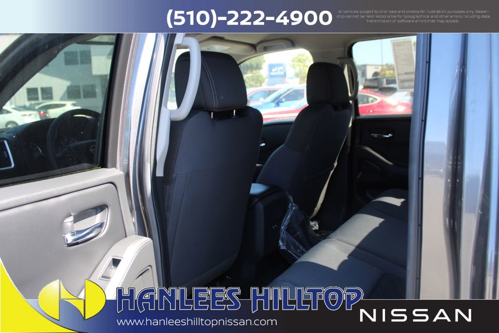 New 2025 Nissan Frontier SV image 15