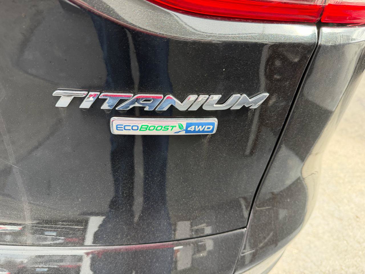 Used 2015 Ford Escape Titanium w/ Equipment Group 301A AWD/4WD image 5