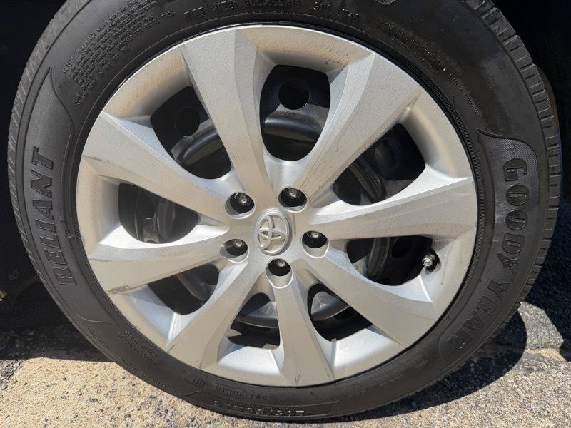 Used 2023 Toyota Corolla LE FWD image 25