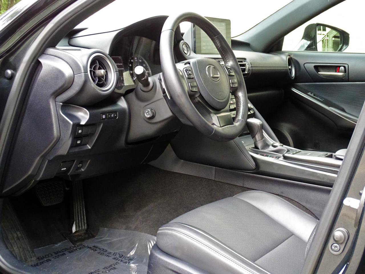 Used 2022 Lexus IS 300 AWD w/ Premium Package image 14