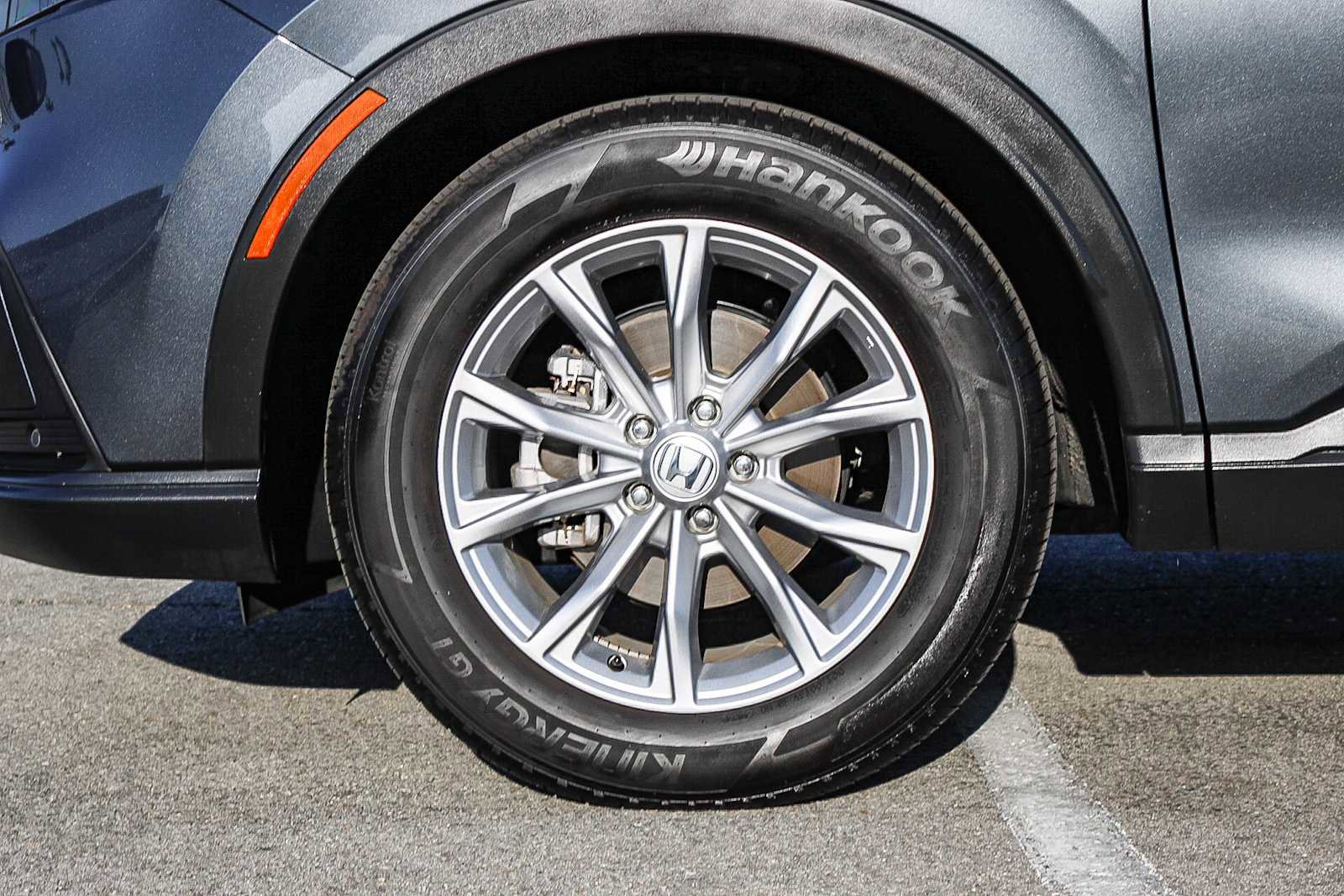 Used 2025 Honda CR-V EX-L image 11