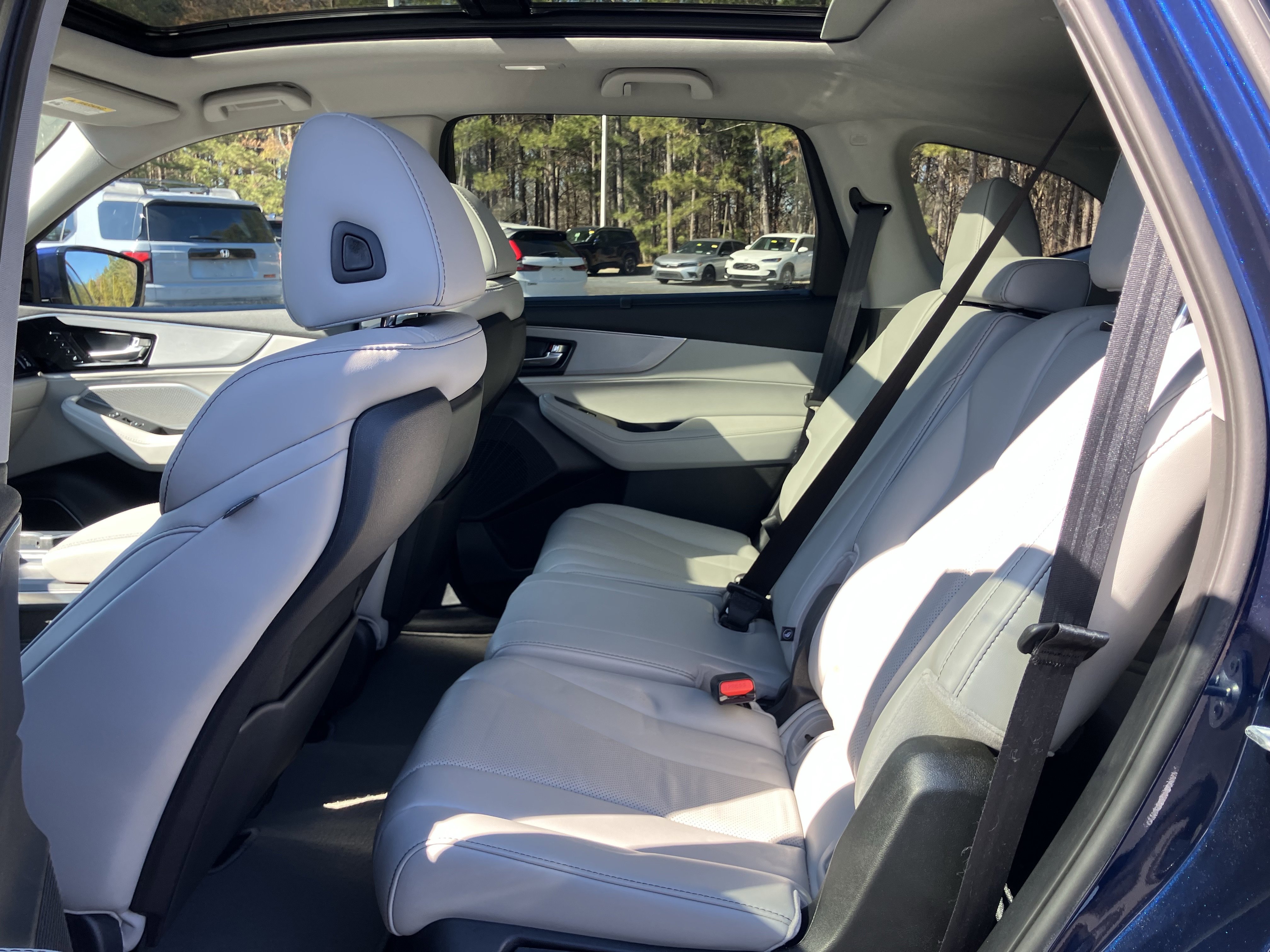 Used 2023 Acura MDX FWD w/ Technology Package image 35