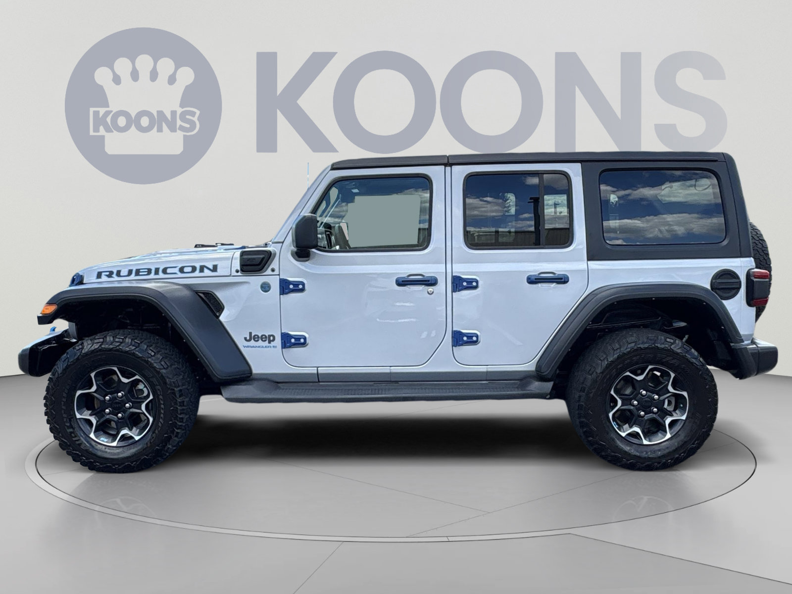 Used 2023 Jeep Wrangler Unlimited Rubicon 4xe w/ Cold Weather Group AWD/4WD image 2