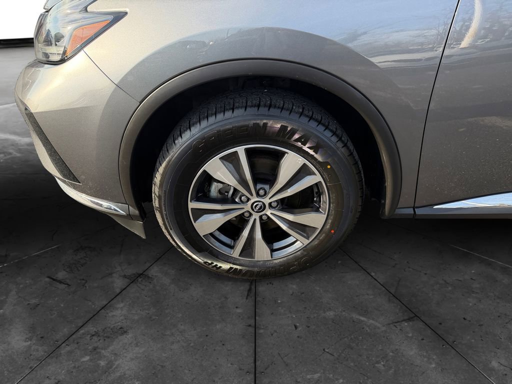Used 2023 Nissan Murano SV image 14