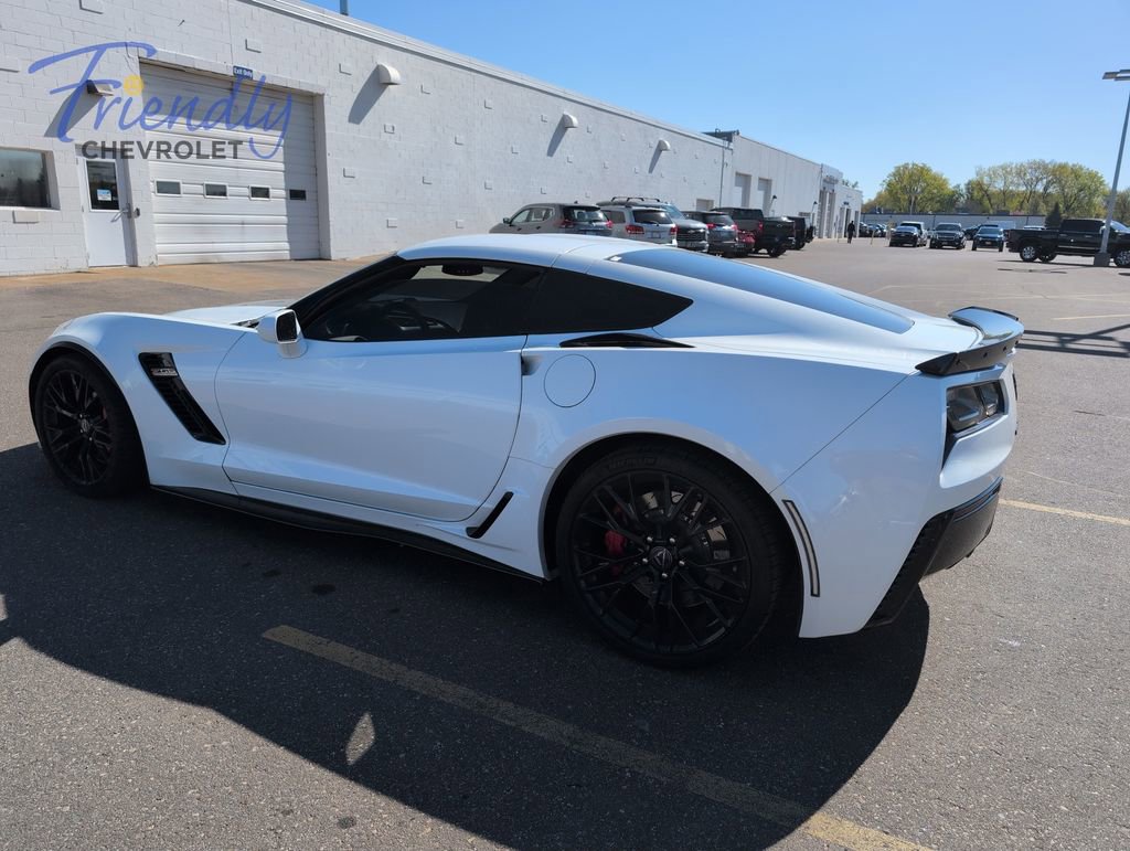 Used 2016 Chevrolet Corvette Z06 w/ 3LZ Preferred Equipment Group RWD image 2