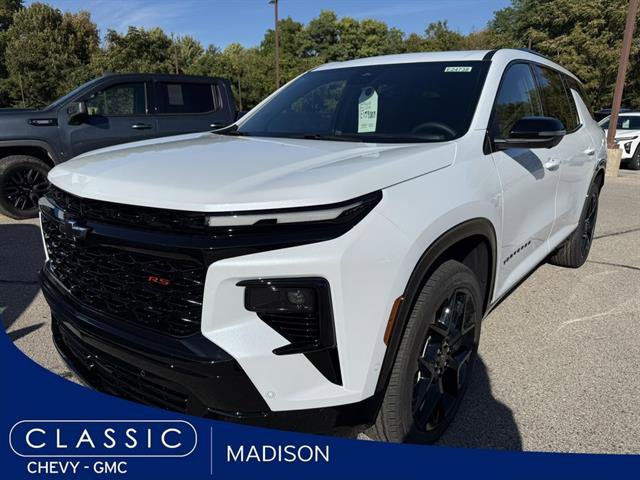 New 2026 Chevrolet Traverse RS w/ LPO, Floor Liner Package image 1