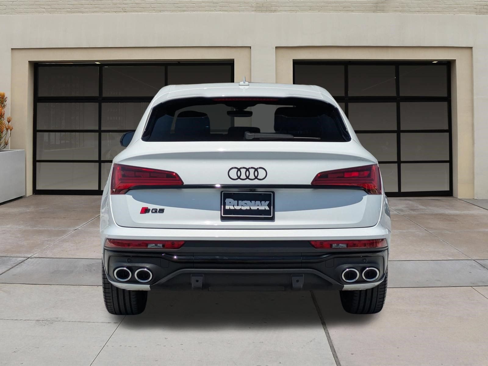 Used 2023 Audi SQ5 Prestige w/ Prestige Package AWD/4WD image 5