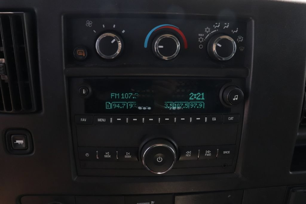 Used 2024 GMC Savana 2500 w/ Driver Convenience Package RWD image 17