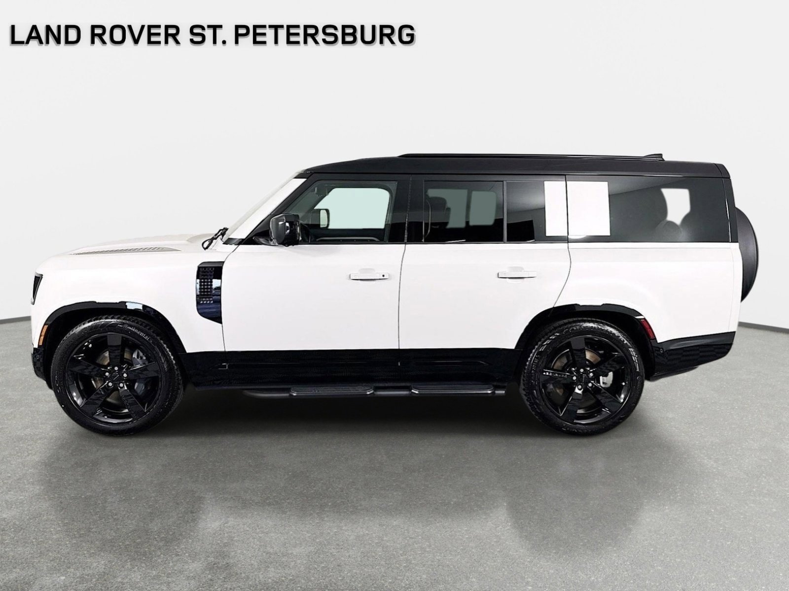 Used 2026 Land Rover Defender 130 X-Dynamic SE AWD/4WD image 8