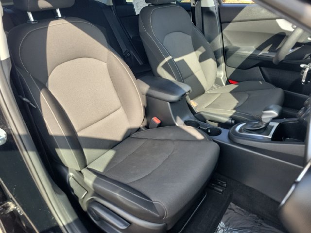 Used 2023 Kia Forte LXS w/ LXS Technology Package FWD image 20