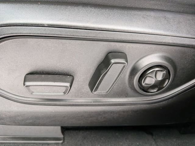 Used 2024 Jeep Grand Cherokee L Limited w/ Luxury Tech Group II image 13