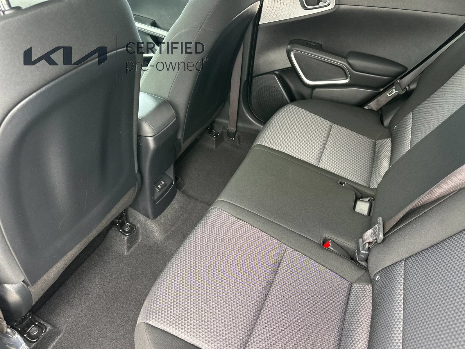 Certified 2024 Kia Soul S FWD image 13