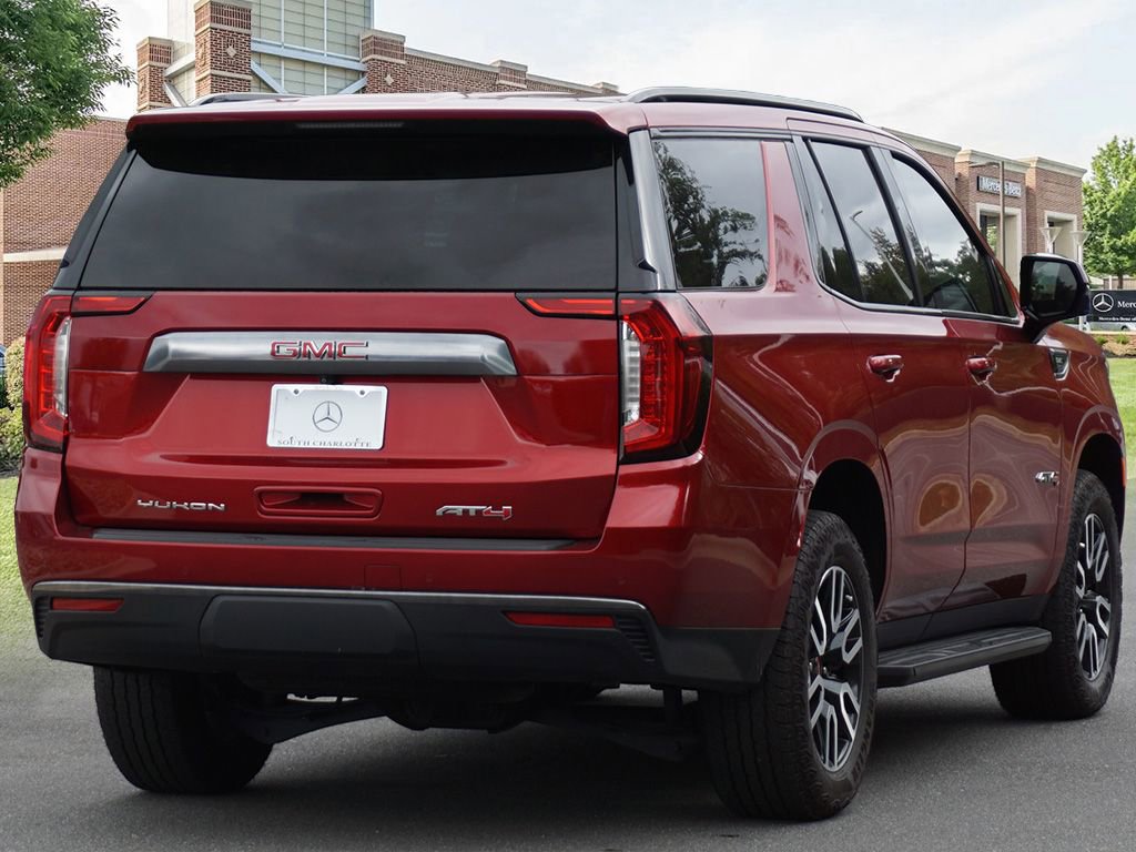 Used 2024 GMC Yukon AT4 w/ Technology Package image 6