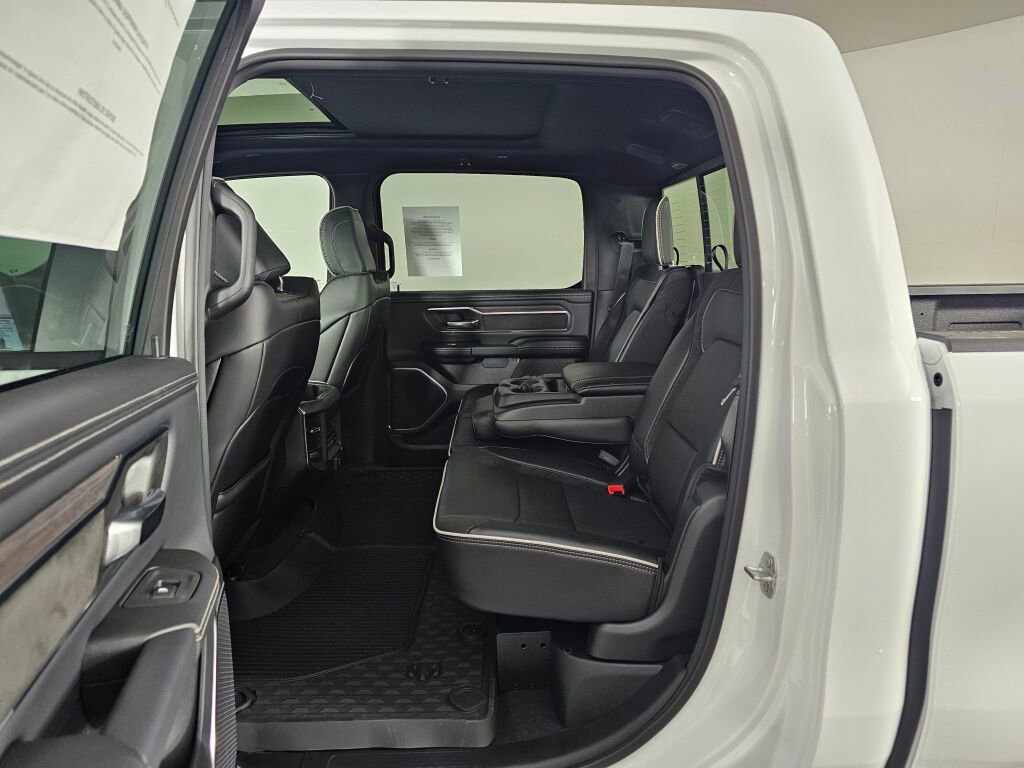 New 2026 RAM 1500 Laramie w/ Laramie Preferred Package AWD/4WD image 35
