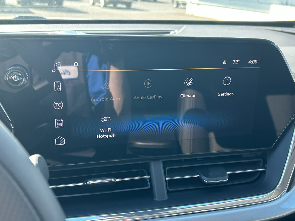 New 2026 Chevrolet Trax LT w/ Sunroof Package FWD image 22