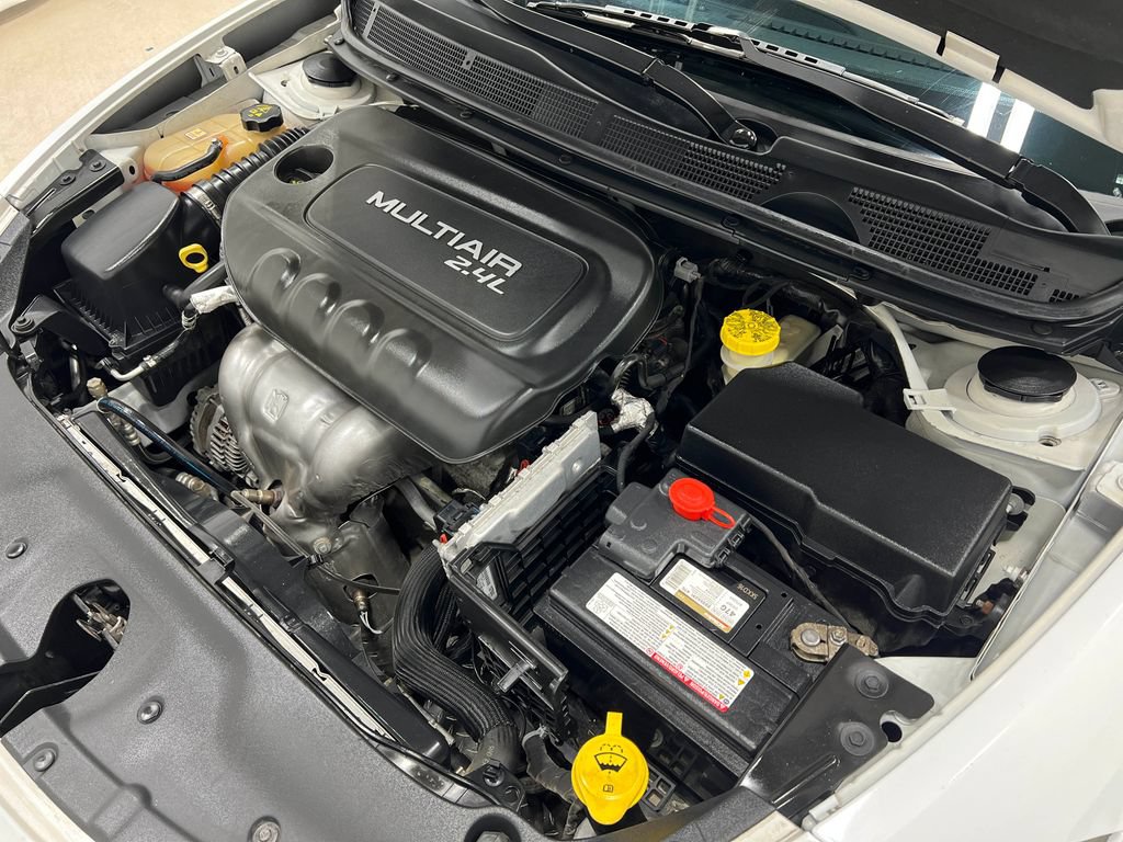 Used 2015 Dodge Dart SXT FWD image 28