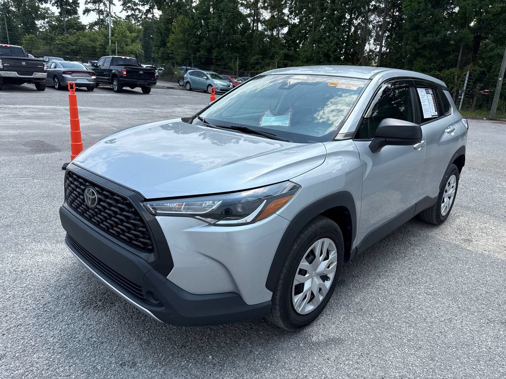Used 2022 Toyota Corolla Cross L FWD image 4