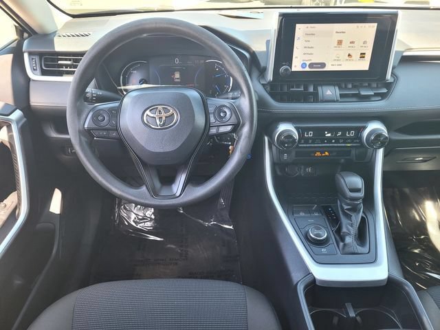 Certified 2023 Toyota RAV4 LE AWD/4WD image 12