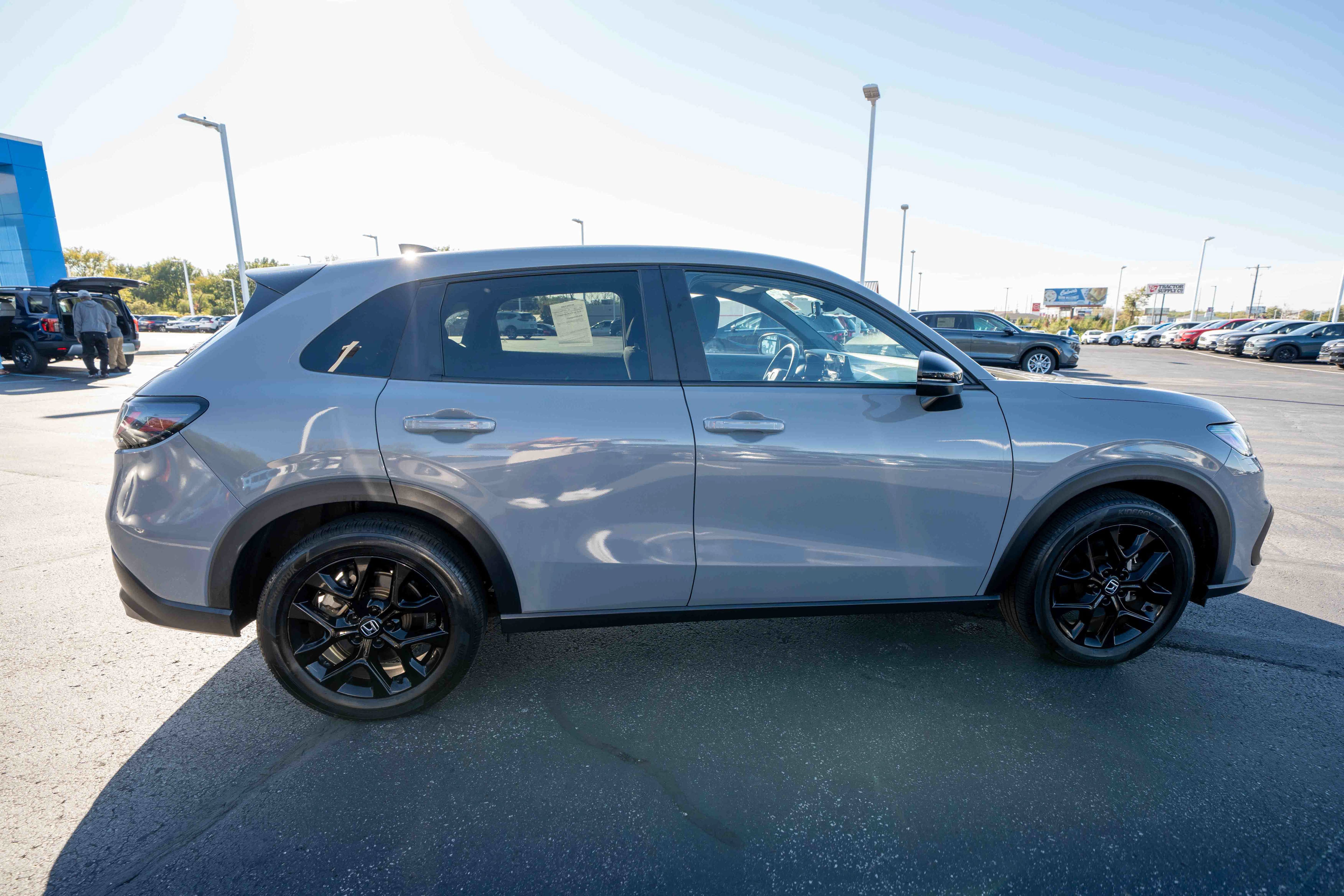 Used 2025 Honda HR-V Sport image 6