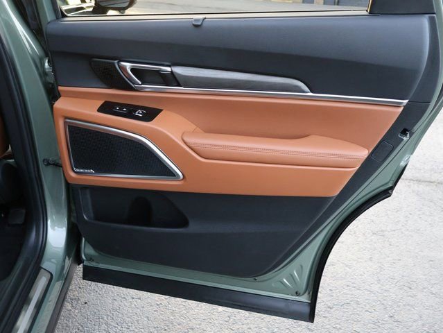 Used 2024 Kia Telluride SX Prestige X-Line image 12