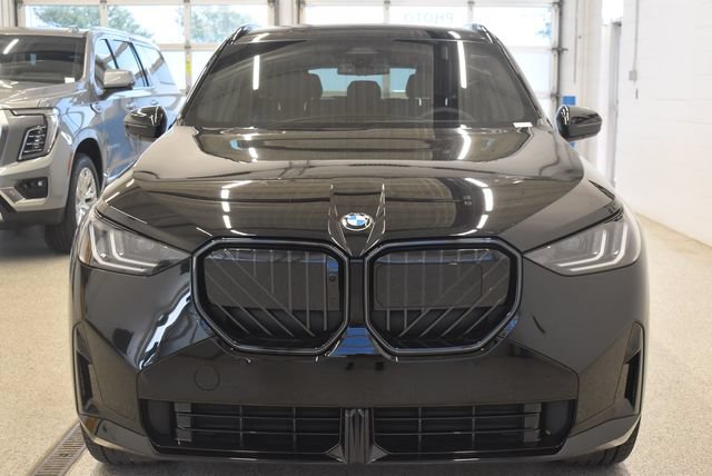 New 2026 BMW X3 xDrive30i w/ Premium Package AWD/4WD image 3