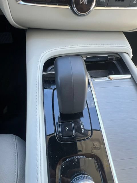 Certified 2023 Volvo XC90 B5 Core AWD/4WD image 15