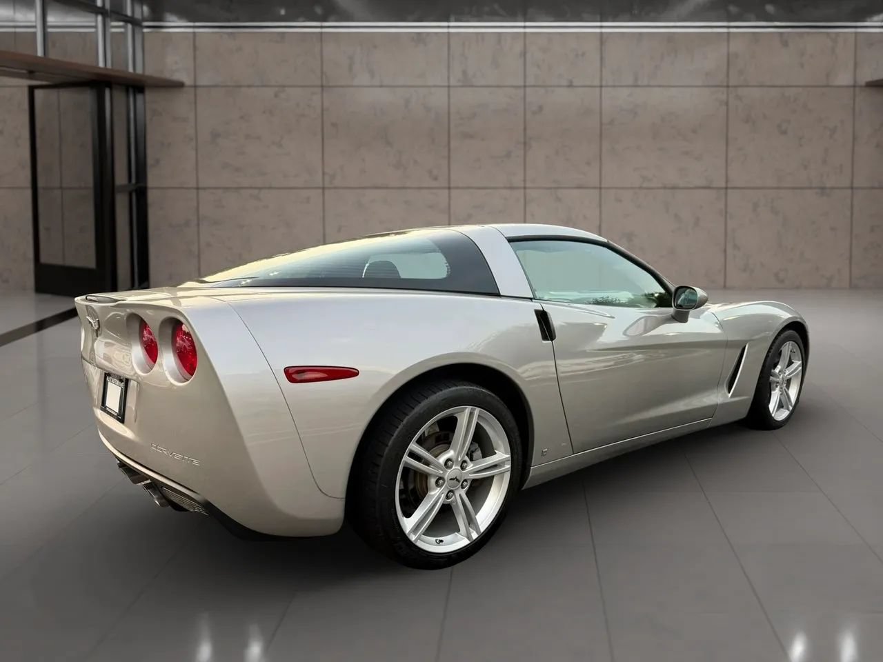 Used 2008 Chevrolet Corvette Coupe RWD image 9