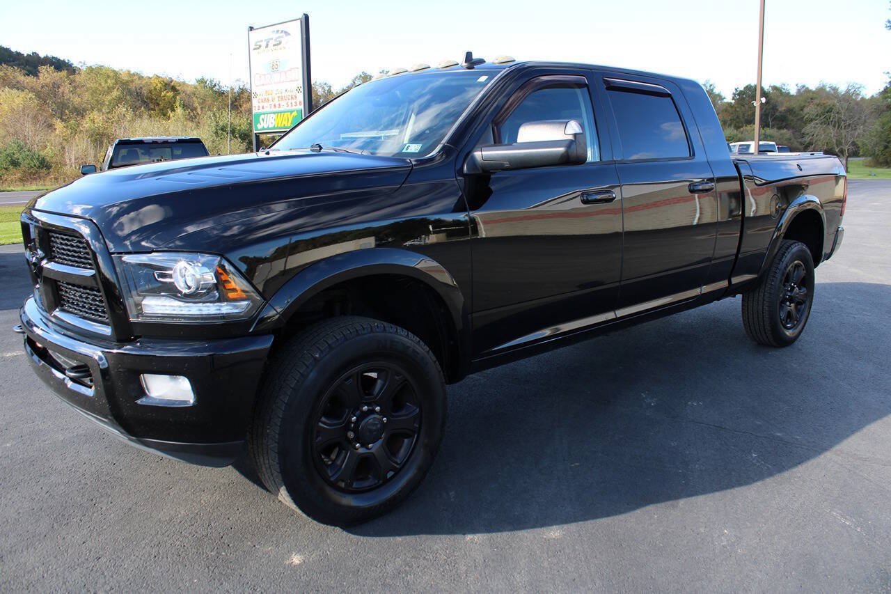 Used 2015 RAM 3500 Laramie w/ Black Appearance Group AWD/4WD image 2