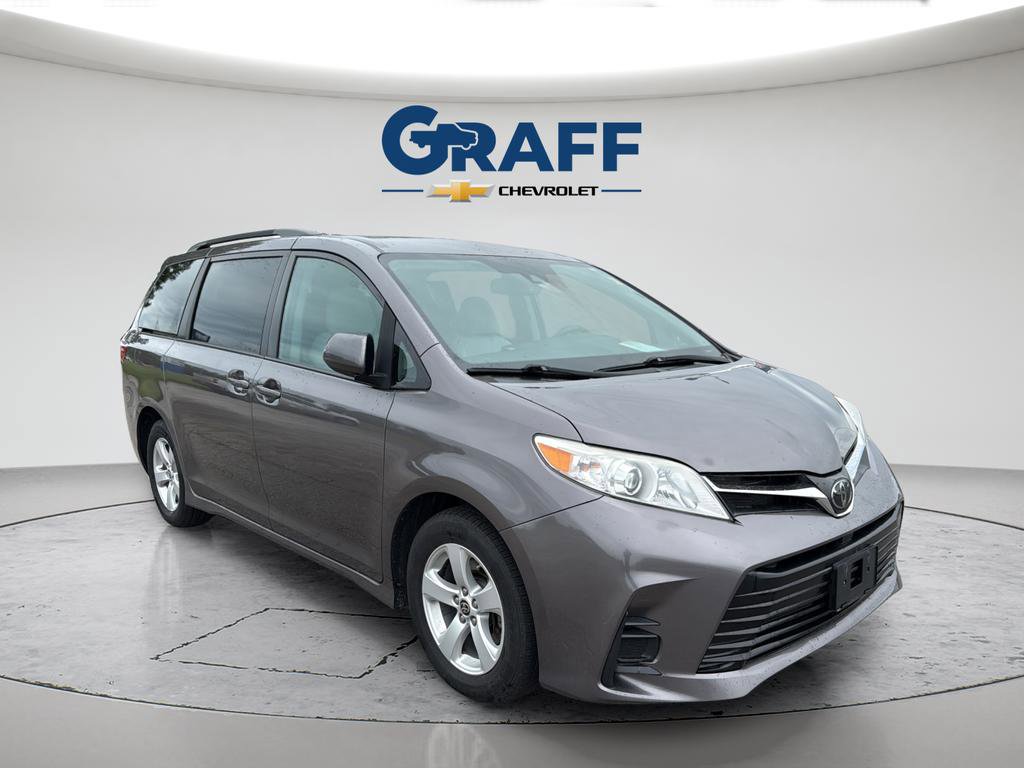 Used 2020 Toyota Sienna LE FWD image 11