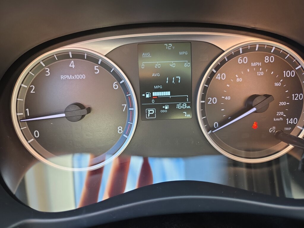 New 2025 Nissan Kicks Play S image 7