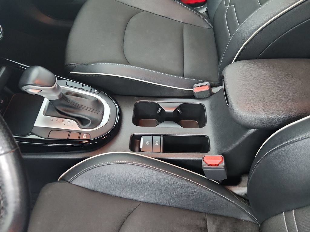 Used 2023 Kia Forte GT-Line w/ GT-Line Technology Package FWD image 32