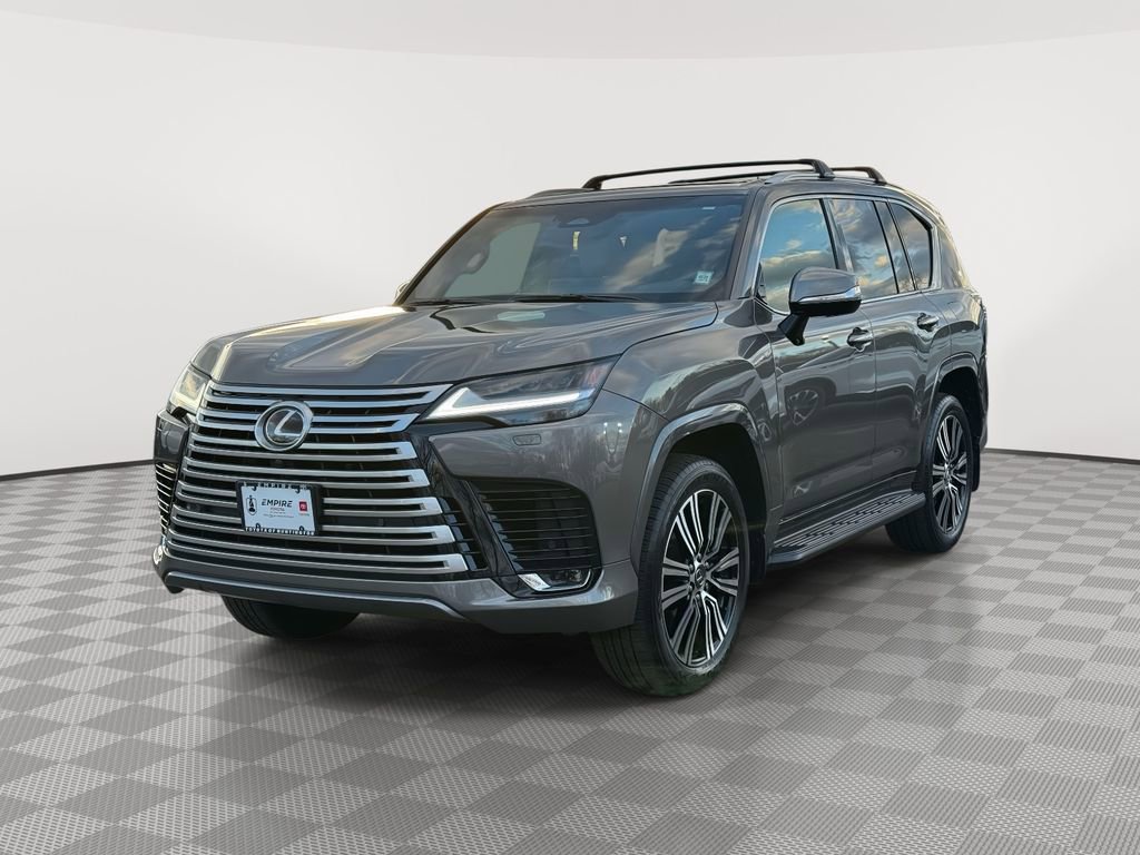 Used 2025 Lexus LX 600 4WD w/ Accessory Package (2T) image 3