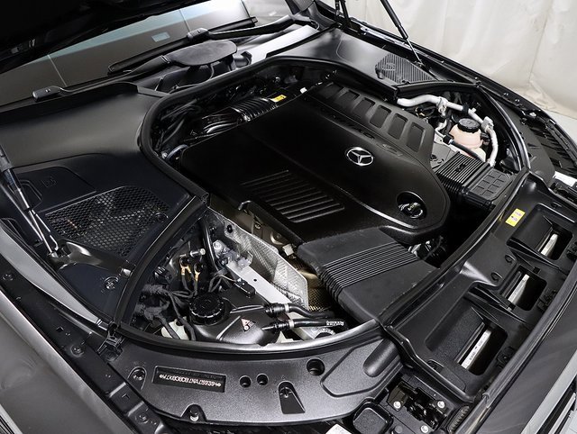 Certified 2022 Mercedes-Benz S 500 S 500 w/ AMG Line Package image 38