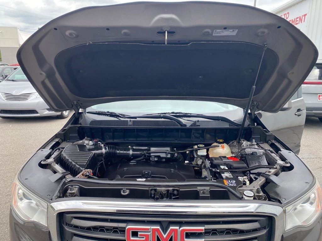 Used 2019 GMC Acadia SLE FWD image 30