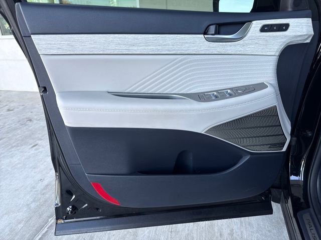 Used 2024 Hyundai Palisade Calligraphy image 10