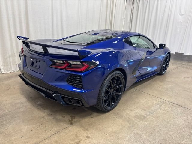 New 2027 Chevrolet Corvette Stingray Coupe w/ Z51 Performance Package RWD image 4