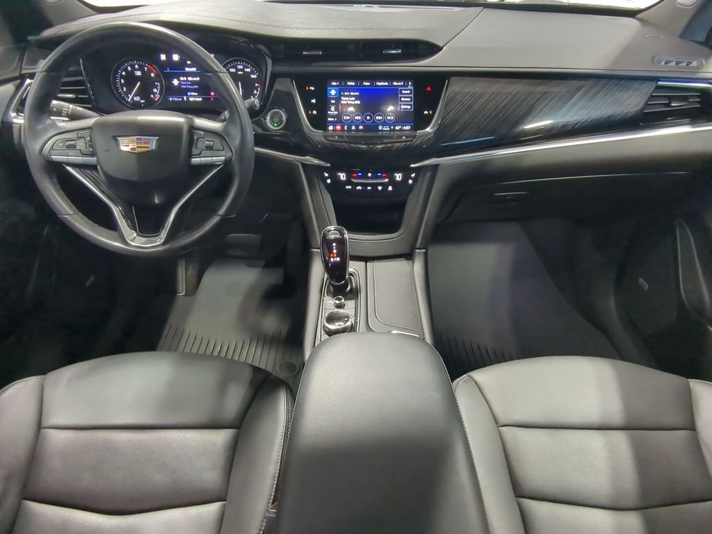 Used 2024 Cadillac XT6 Premium Luxury w/ Technology Package AWD/4WD image 15