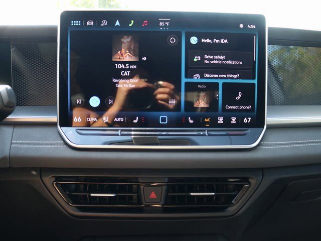 New 2026 Volkswagen Tiguan SE image 11