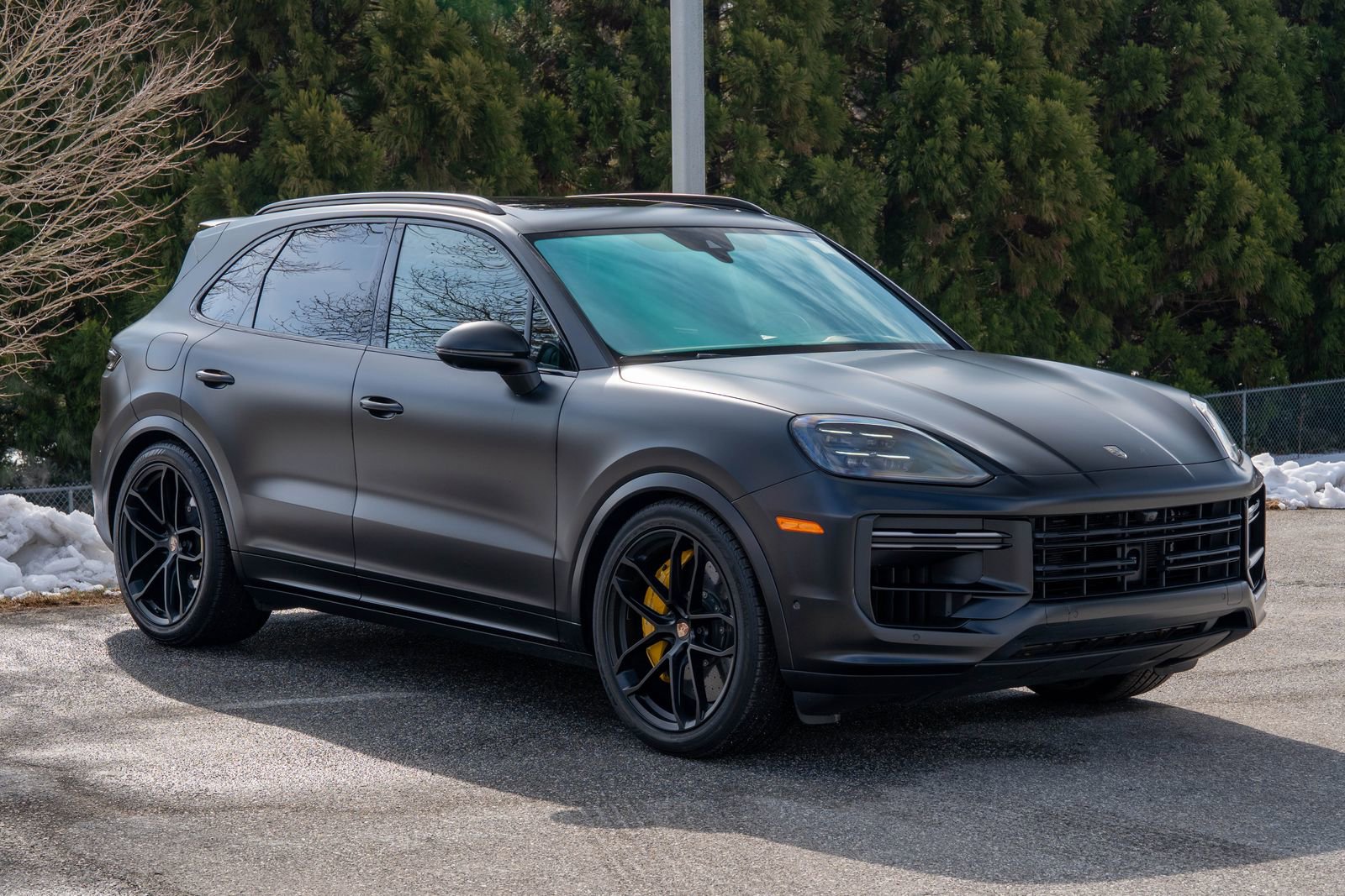 Certified 2025 Porsche Cayenne Turbo image 9