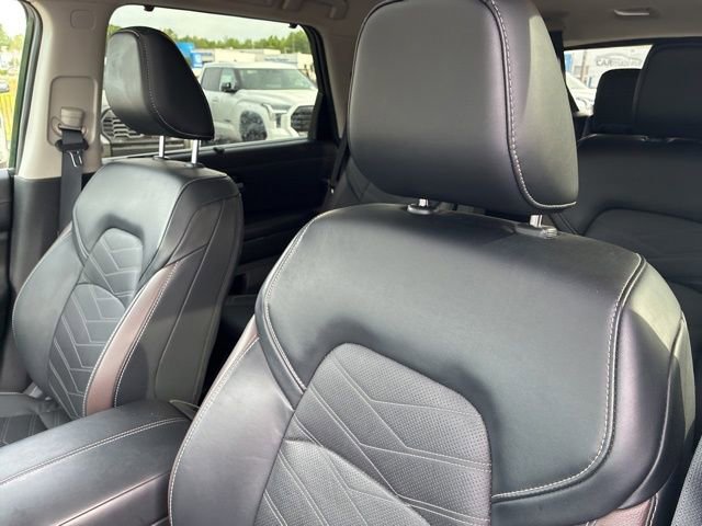 Used 2023 Nissan Pathfinder Platinum AWD/4WD image 8