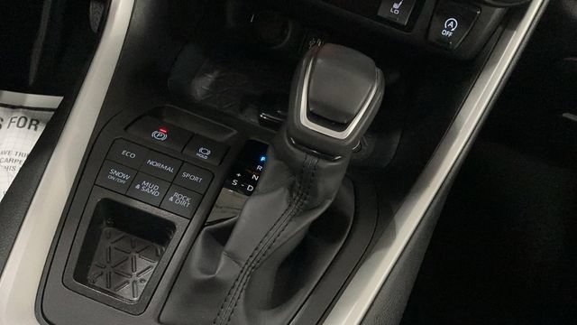 Used 2024 Toyota RAV4 XLE Premium w/ Weather Package AWD/4WD image 18