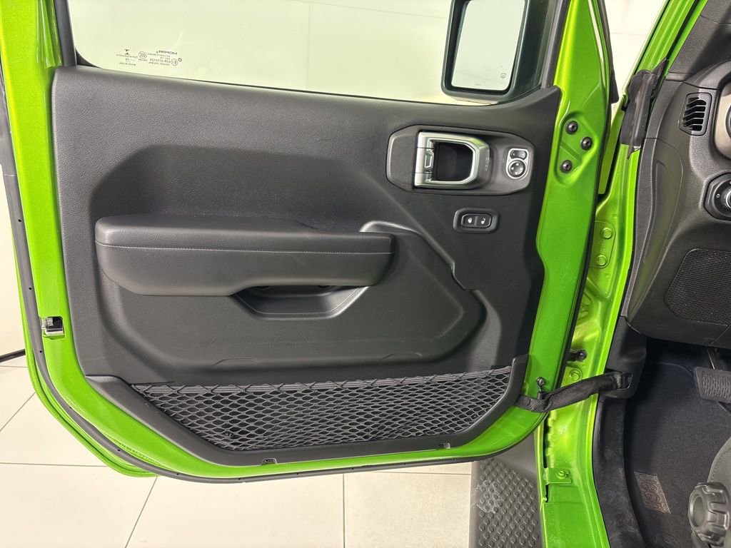 Used 2019 Jeep Wrangler Sport image 16