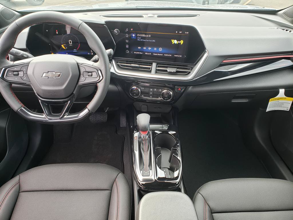 New 2026 Chevrolet Trax RS w/ Sunroof Package FWD image 18